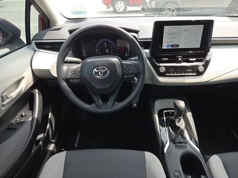 Used 2026 Toyota Corolla LE FWD image 14