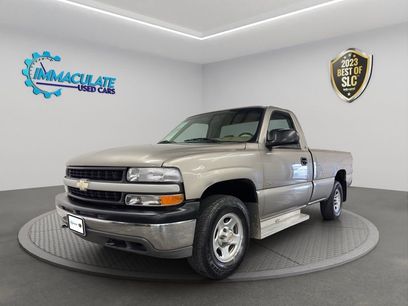 Used 2001 Chevrolet Silverado 1500 4x4 Regular Cab w/ Firm Ride Suspension Pkg