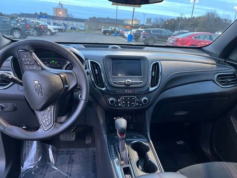 Used 2024 Chevrolet Equinox RS image 24