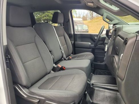 Used 2021 GMC Sierra 2500 4x4 Crew Cab w/ Convenience Package image 16