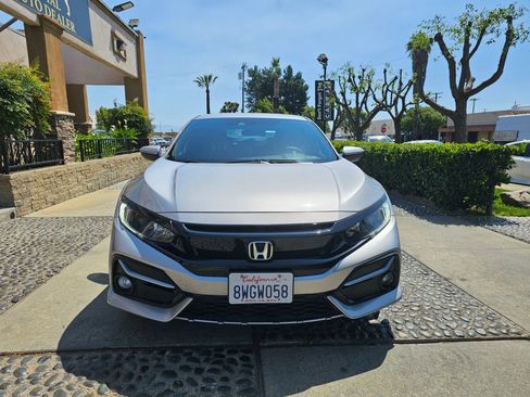 Used 2021 Honda Civic Sport image 2