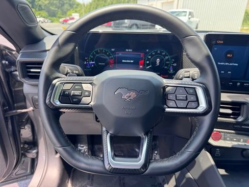 Used 2025 Ford Mustang GT RWD image 8