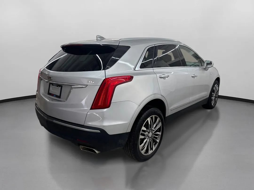 Used 2018 Cadillac XT5 Premium Luxury AWD/4WD image 10
