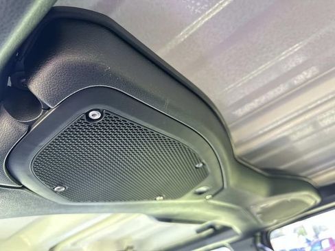 New 2025 Jeep Gladiator Willys image 24