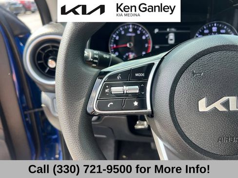 Certified 2023 Kia Forte LXS FWD image 31