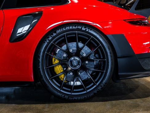 Used 2018 Porsche 911 GT2 RS RWD image 13