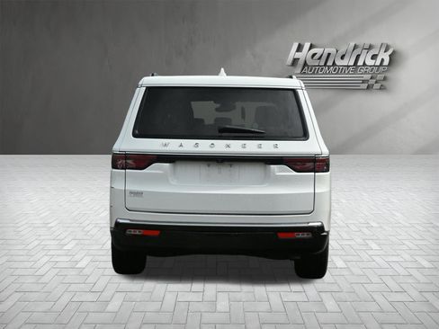 Used 2023 Jeep Wagoneer L 2WD w/ Convenience Group I image 8
