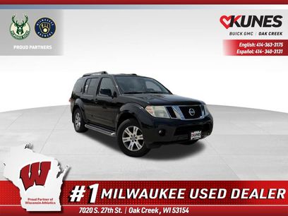 Used 2010 Nissan Pathfinder SE w/ SE Premium Journey Pkg