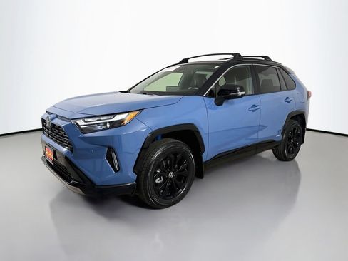 Certified 2025 Toyota RAV4 XSE w/ Advanced Technology Package AWD/4WD image 3