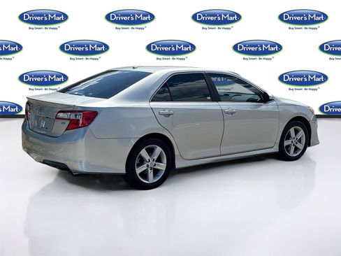 Used 2013 Toyota Camry SE FWD image 7