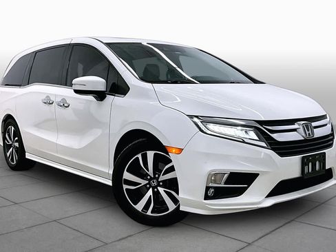 Used 2020 Honda Odyssey Elite image 3