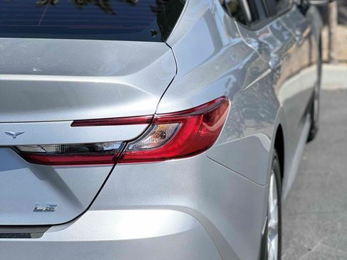 Used 2025 Toyota Camry LE w/ Convenience Package FWD image 45