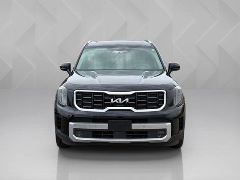 Used 2024 Kia Telluride SX w/ Towing Package FWD image 2