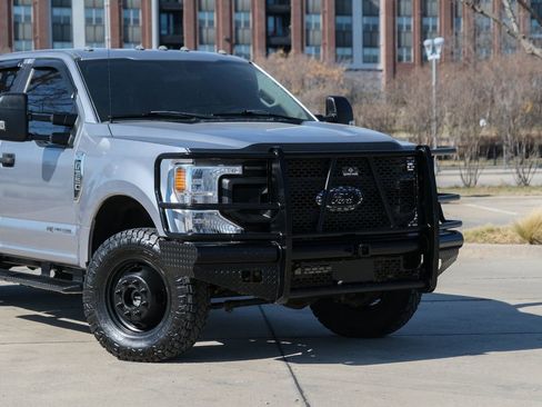 Used 2020 Ford F350 XL w/ Power Equipment Group image 3