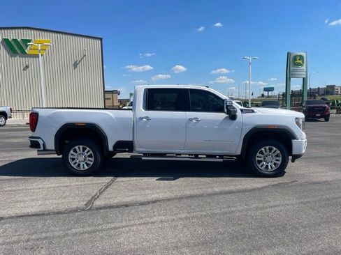 Used 2023 GMC Sierra 2500 Denali w/ Denali Ultimate Package image 4