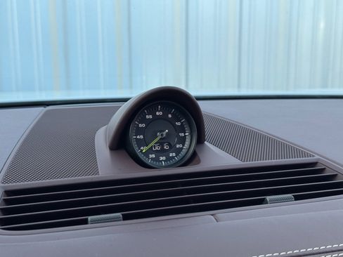 Used 2021 Porsche Panamera 4S image 24