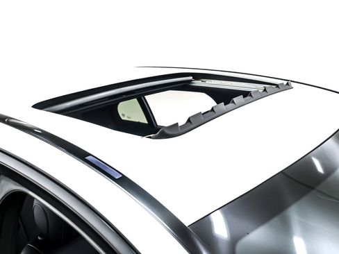 Used 2020 Mercedes-Benz C 300 Sedan image 22