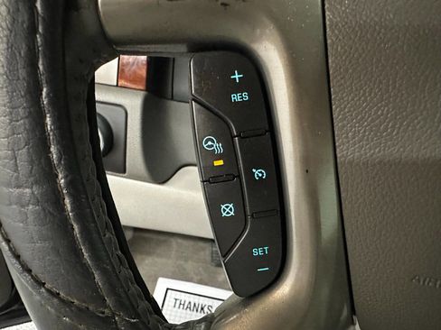 Used 2013 GMC Yukon XL SLT w/ SLT-2 Equipment Package image 16