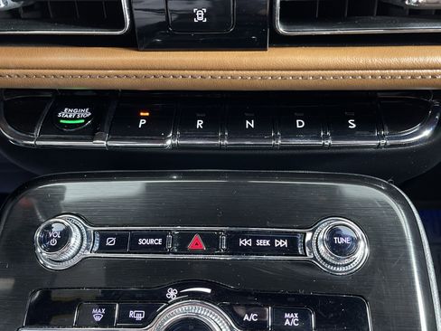 Used 2022 Lincoln Nautilus Reserve image 26