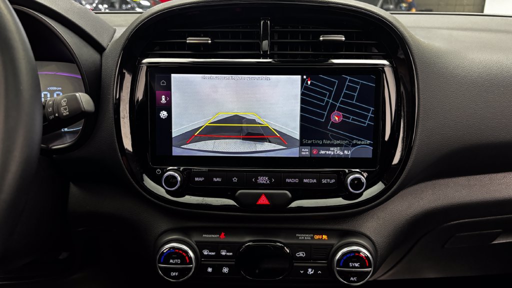 Used 2025 Kia Soul EX FWD image 44