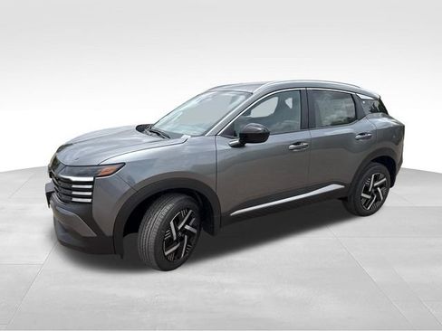 New 2026 Nissan Kicks SV FWD image 3