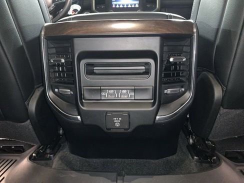 Used 2021 RAM 1500 Laramie AWD/4WD image 27