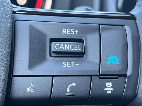 New 2026 Nissan Rogue Platinum AWD/4WD image 13