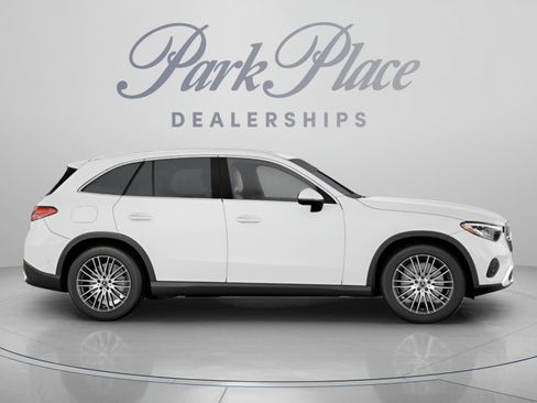 Certified 2026 Mercedes-Benz GLC 300 image 27