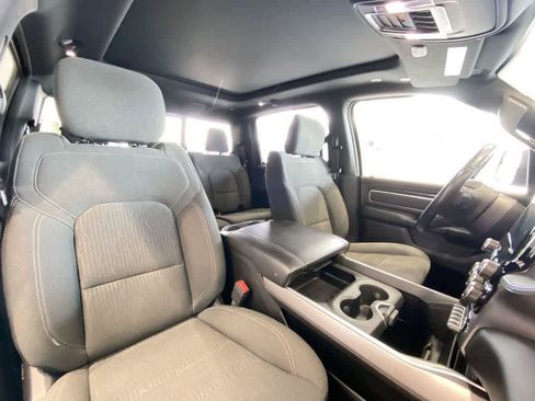 Used 2019 RAM 1500 Big Horn AWD/4WD image 28