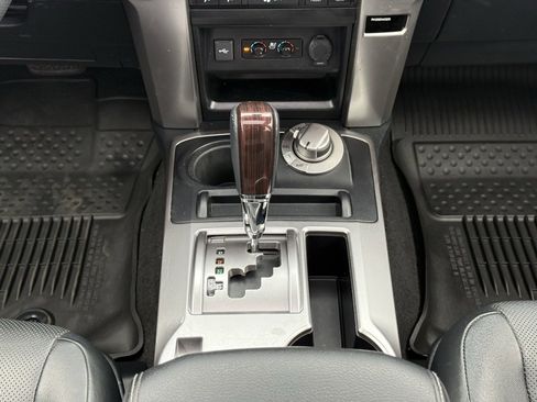 Used 2020 Toyota 4Runner Limited image 24