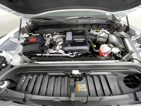 Used 2025 GMC Sierra 1500 SLT image 29