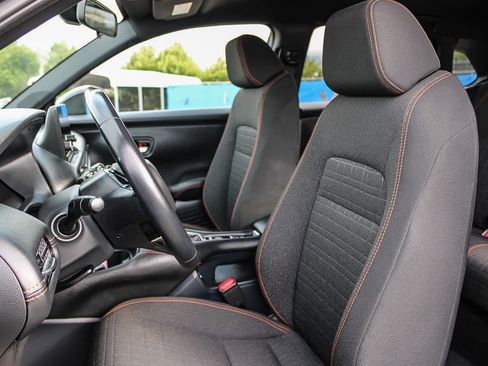 Certified 2025 Honda HR-V Sport image 17