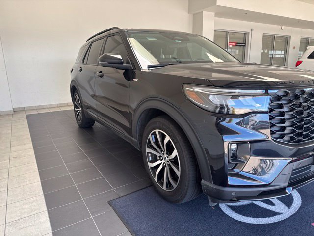 Used 2025 Ford Explorer ST-Line RWD image 6
