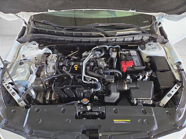 Used 2025 Nissan Altima 2.5 SV FWD image 21