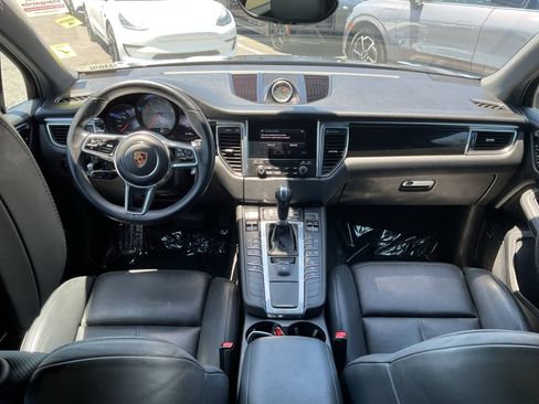 Used 2018 Porsche Macan S AWD/4WD image 15