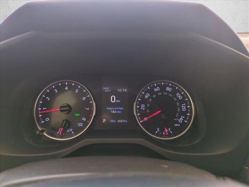 Used 2021 Toyota RAV4 XLE Premium FWD image 11