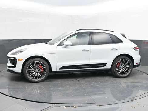 New 2025 Porsche Macan S image 2