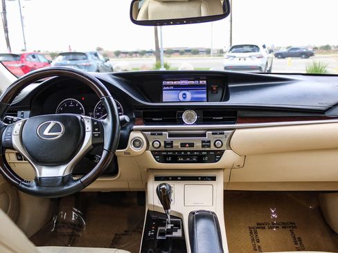 Used 2014 Lexus ES 350 image 12