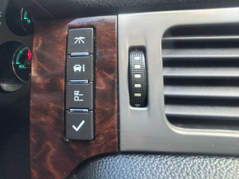Used 2014 GMC Yukon Denali AWD/4WD image 39