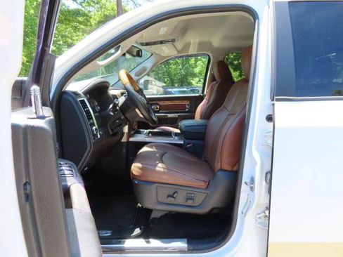 Used 2013 RAM 3500 Laramie Longhorn w/ Convenience Group AWD/4WD image 18