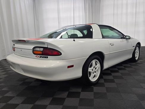 Used 1997 Chevrolet Camaro SS w/ Preferred Equipment Group 2 image 6