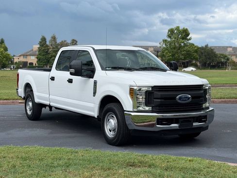Used 2018 Ford F250 XL w/ Power Equipment Group RWD image 23