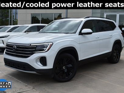 Used 2024 Volkswagen Atlas SE w/ Panoramic Sunroof Package
