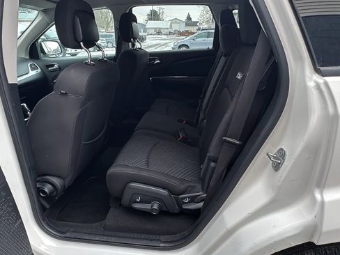 Used 2018 Dodge Journey SE w/ Connectivity Group image 15