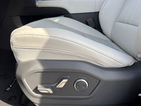 New 2026 Hyundai Santa Fe SEL image 13