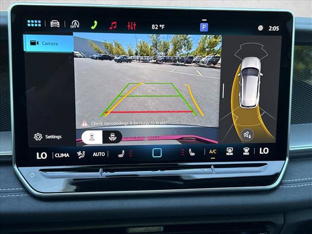 New 2026 Volkswagen Tiguan SE R-Line FWD image 13
