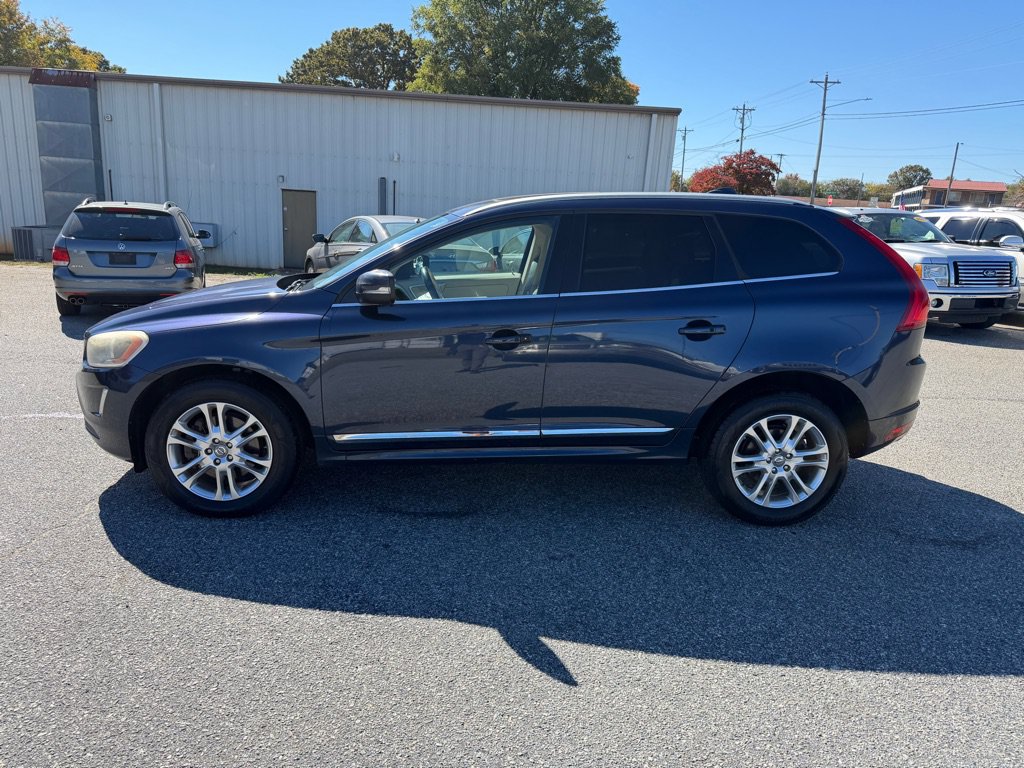 Used 2015 Volvo XC60 T5 AWD/4WD image 3