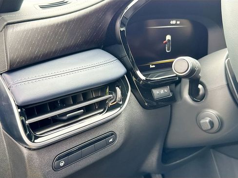 Used 2026 INFINITI QX60 Sport w/ Dark Cargo Package image 21