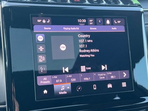 New 2025 Jeep Grand Cherokee Altitude image 16