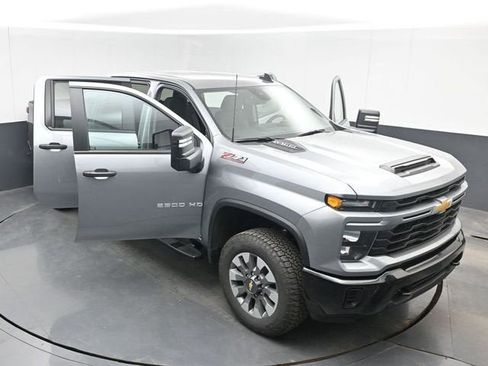 New 2026 Chevrolet Silverado 2500 Custom w/ Custom Convenience Package AWD/4WD image 46